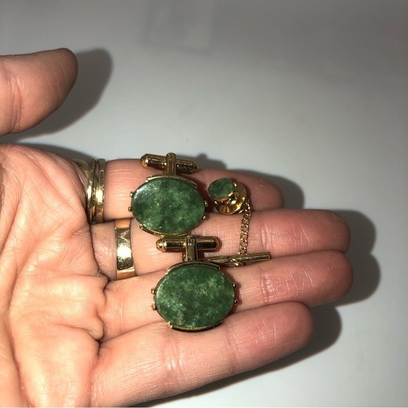 Vtg Senator Sherman Real Jade Stone Gold Tone Cufflinks & Tie Tack Set - Picture 4 of 10